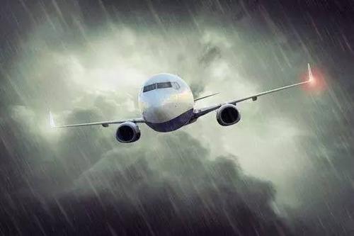 雷雨天气对空运影响